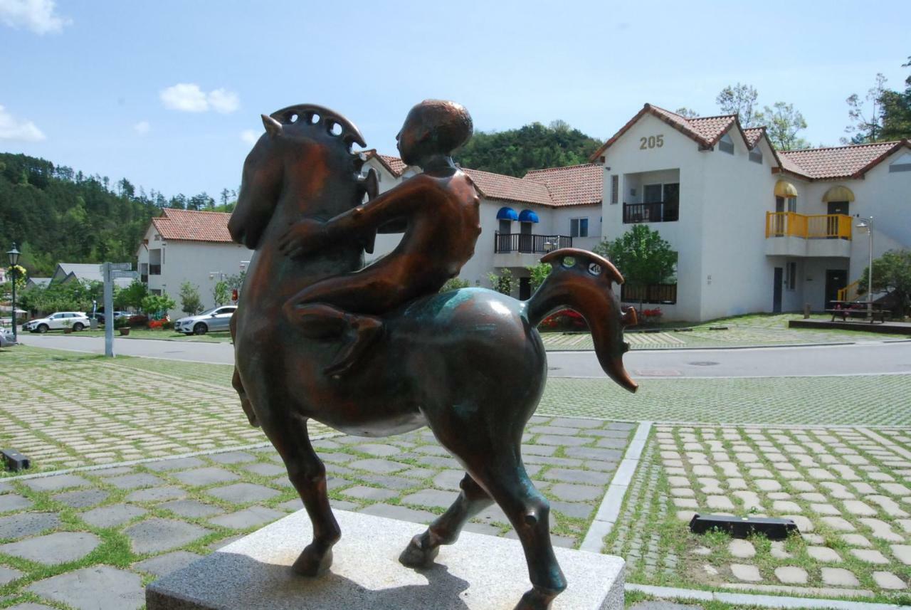 Meta Pension, Тамян Экстерьер фото