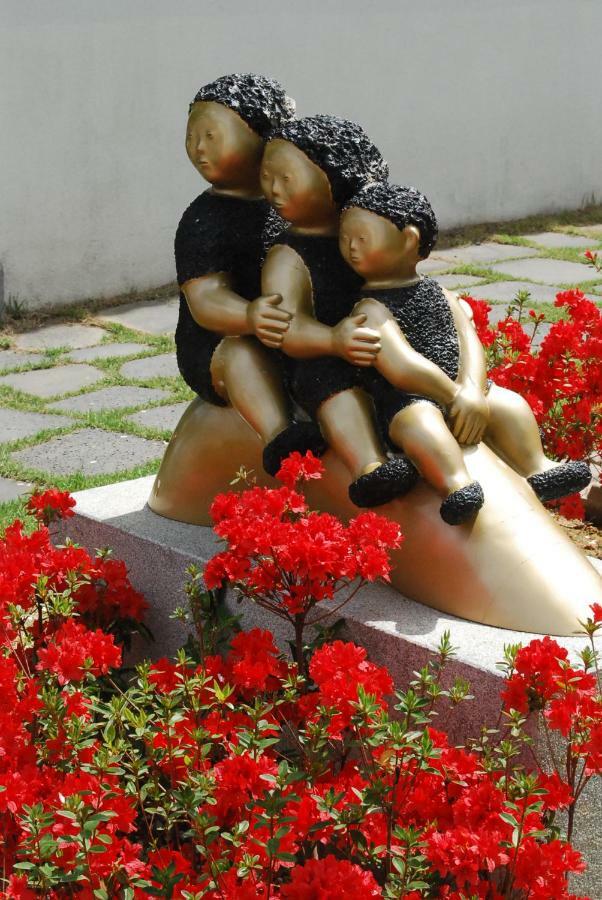 Meta Pension, Тамян Экстерьер фото
